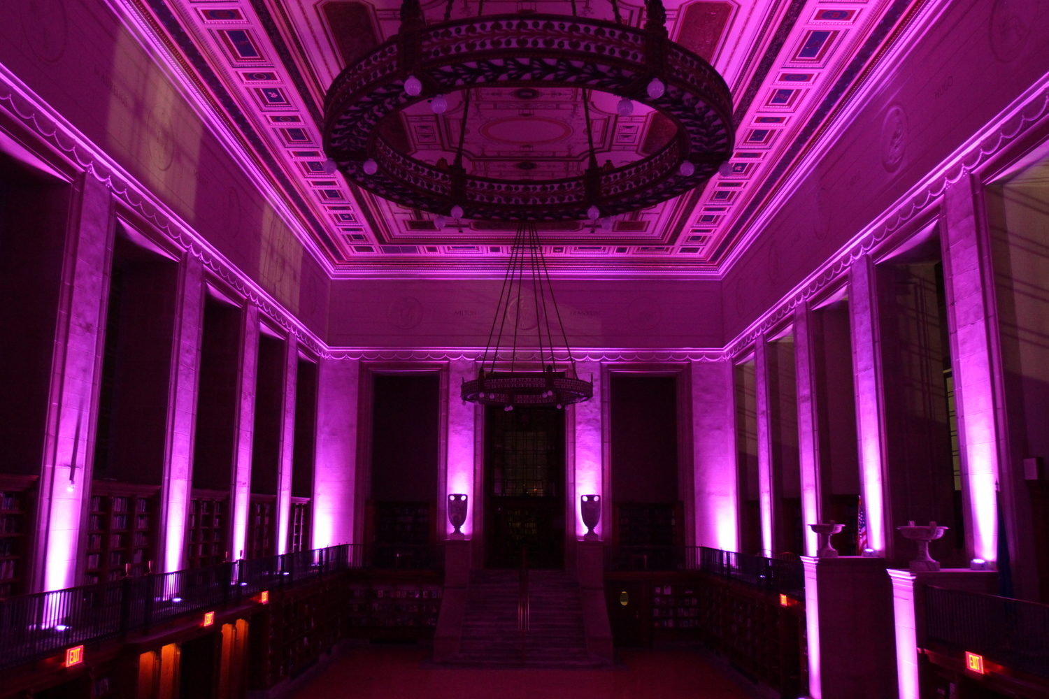 uplighting and custom lighting services for weddings in dekalb illnois